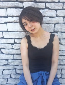 ショートボブ
